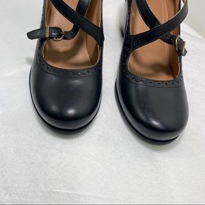 clarks ciera dusk